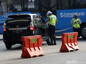 1.062 Mobil Ditindak di Hari Pertama Pemberlakuan Tilang Ganjil Genap
