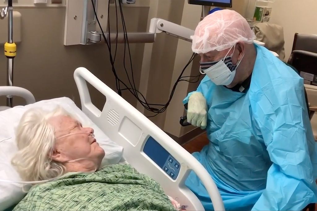 90-Year-Old Man Wears Full PPE to Say Goodbye to WifeScott Hooper shot this video in Lakeland, FL on July 11, 2020. Mandatory Courtesy: Scott Hooper via TMX.news