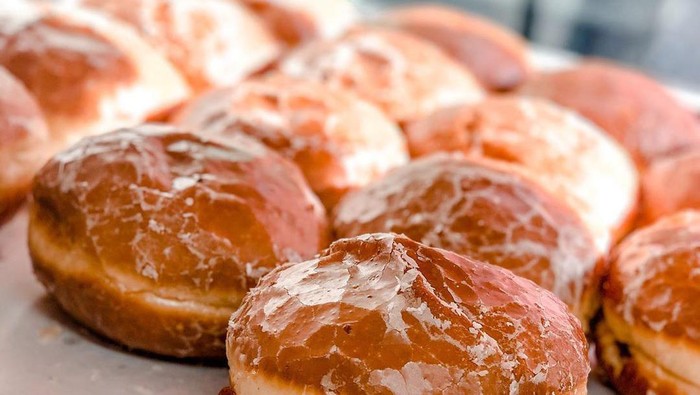 toko donat legendaris