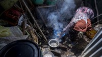Namun kini, Ethiopia kembali harus mengalami tingkat kemiskinan yang semakin tinggi akibat pembatasan virus Corona.  