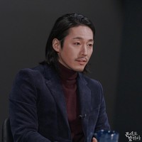 Bintang drama Korea Tell Me What You Saw, Jang Hyuk, naik peringkatnya mengalahkan Song Joong Ki sebagai aktor Korea paling tampan. Aktor Jang Hyuk juga yang berada di urutan ketujuh aktor paling tampan, menarik atensi saat membintangi drama bersama Jang Na Ra, yaitu You Are My Destiny. Foto: Instagram