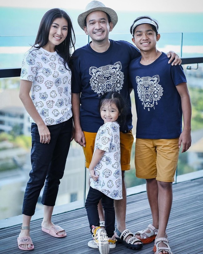 Tak hanya itu saja, Betrand juga menceritakan alasan awal dirinya tertarik untuk bernyanyi. Diakui dirinya, dia sudah mulai bernyanyi sejak usia 4 tahun. Foto: Instagram @ruben_onsu