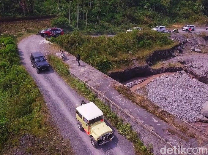 BUPATI LUMAJANG PERKENALKAN DESTINASI WISATA MELALUI TOUR LAVA SEMERU