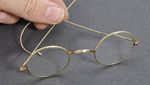 Ini Kacamata Mahatma Gandhi yang Bakal Dilelang Ratusan Juta