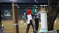Dari 8 orang tersebut, hanya 6 orang yang akan bertugas pada pelaksanaan upacara HUT ke-75 RI di Istana Kepresidenan.
