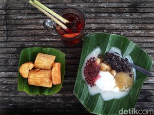 Jajan Camilan Ndeso di Warung Kebon Kalasan