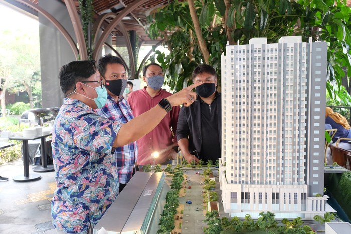 PT Adhi Commuter Properti, anak usaha PT Adhi Karya Tbk. (ADHI) semakin menggiatkan proyek properti yang berkonsep terintegrasi transportasi massal (Transit Oriented Development/TOD). Salah satunya yaitu Grand Central Bogor, yang berada tepat di sisi Stasiun Bogor.