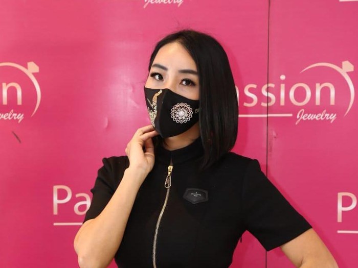 Masker berlian dari Passion Jewelry Masker berlian dari Passion Jewelry