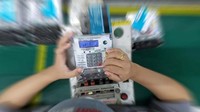PLN Pusertif melakukan pengujian terhadap material kelistrikan tersebut sesuai standar yang berlaku. Pool/dok. PLN.