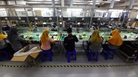 Dengan adanya standarisasi ini maka seluruh material kelistrikan yang terpasang pada instalasi PLN akan memiliki fitur, fasilitas dan kualitas yang sama meskipun berbeda pabrik pembuatnya. Pool/dok. PLN.
