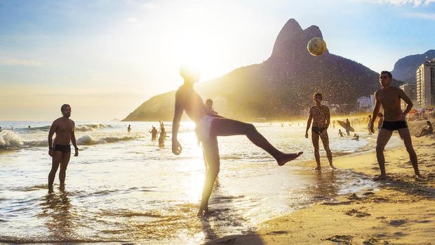 Pantai Copacabana di Rio de Janeiro