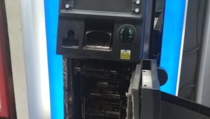 Mesin ATM di minimarket, Gunung Putri, Kabupaten Bogor, dibobol.