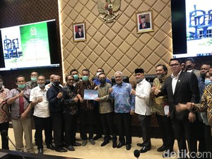 Pimpinan DPR-KSPI Sepakati Tim Kerja Bersama RUU Omnibus Law