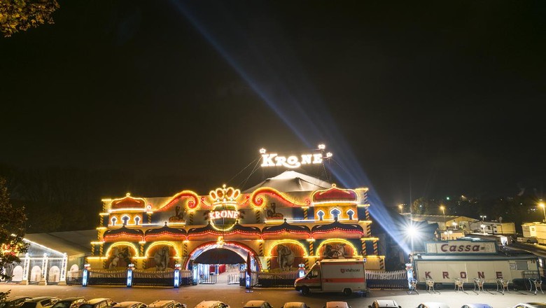 Sirkus Krone Sirkus Krone asal Jerman
