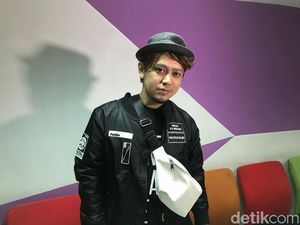 Teguh Vagetoz Cerita Suka Duka Urus Ibunda yang Terserang Stroke