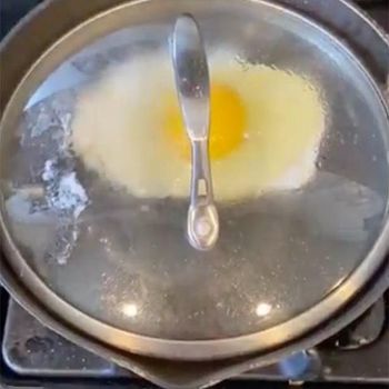 Trik Bikin Telur Mata Sapi yang Lembut