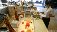 Sarapan di The Trans Resort Bali akan diantar ke masing-masing kamar.