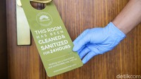 Ini salah satu perubahan utama di The Trans Resort Bali, yakni kamar yang akan dihuni tamu dipastikan telah melewati disinfeksi dan telah didiamkan selama 24 jam.