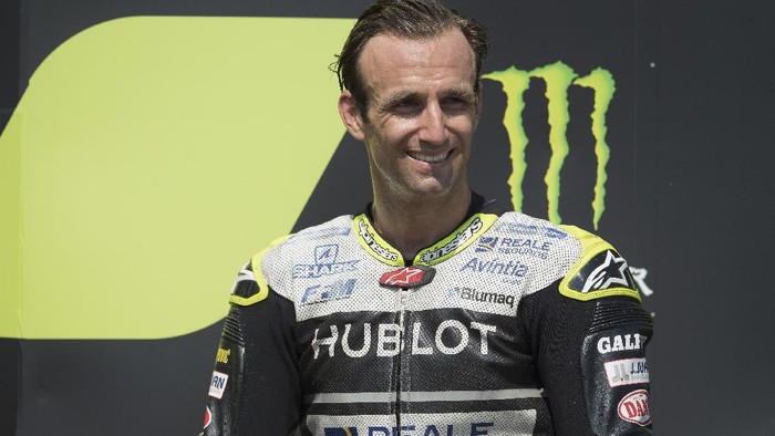BRNO, CZECH REPUBLIC - AUGUST 09: Johann Zarco of France and Reale Avintia Racing celebrates the third place on the podium at the end of the MotoGP race during the MotoGP Of Czech Republic at Brno Circuit on August 09, 2020 in Brno, Czech Republic. (Photo by Mirco Lazzari gp/Getty Images)