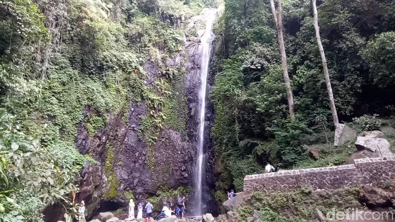 Air Terjun Kakek Bodo Air Terjun Kakek Bodo