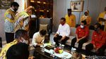 Momen Gibran Terima SK Dukungan Golkar dari Airlangga