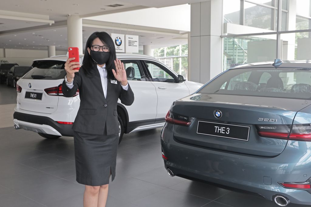 BMW Virtual Showroom