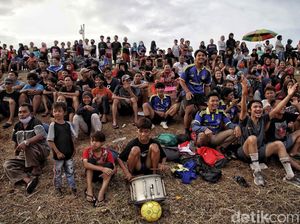 Cerita Sore Merajut Keceriaan di Pesisir Jakarta