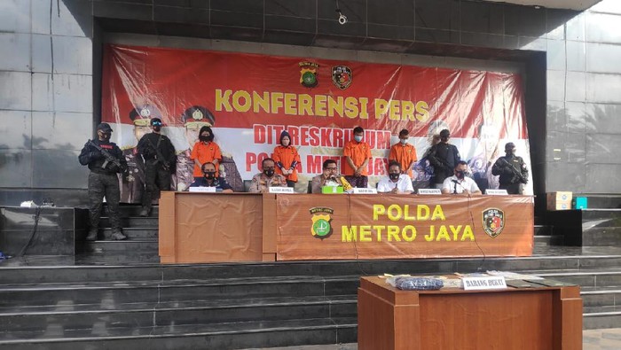 Ditangkap Polisi, Pembunuh WN Taiwan di Bekasi Ternyata Diotaki Sekretaris