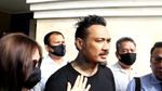 Jadi Tersangka, Tangan Jerinx Diborgol Cable Ties