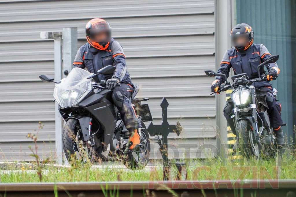 Foto spyshot motor baru KTM RC390