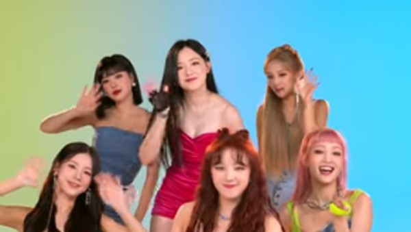 Stylist Artis K-Pop Dikritik karena Pilih Kostum yang Terlalu Terbuka