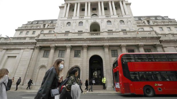 Inggris masuk ke dalam jurang resesi. Ini ditandai dengan pertumbuhan ekonomi Inggris pada kuartal II 2020 yang minus hingga 20,4%, dan kuartal I minus 2,2%.