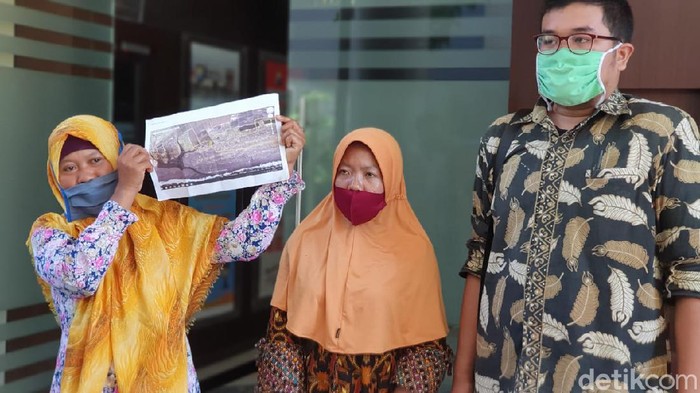 Istri dan Anak Mendiang Salim Kancil Diperiksa Polda Jatim