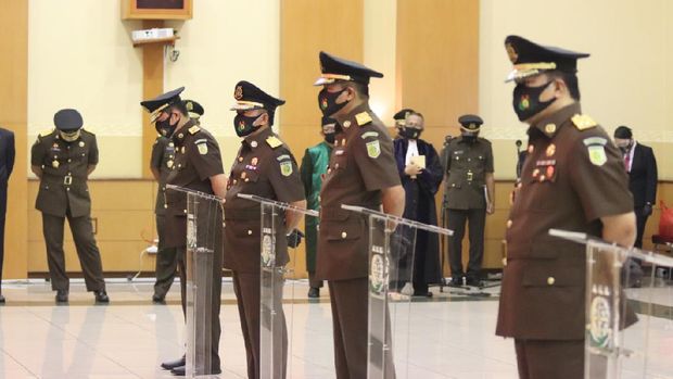 Jaksa Agung melantik 3 Jaksa agung muda termasuk Jamintel