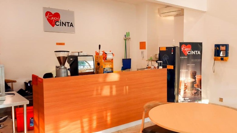 Kedai Kopi Cinta Kedai kopi di hotel OYO