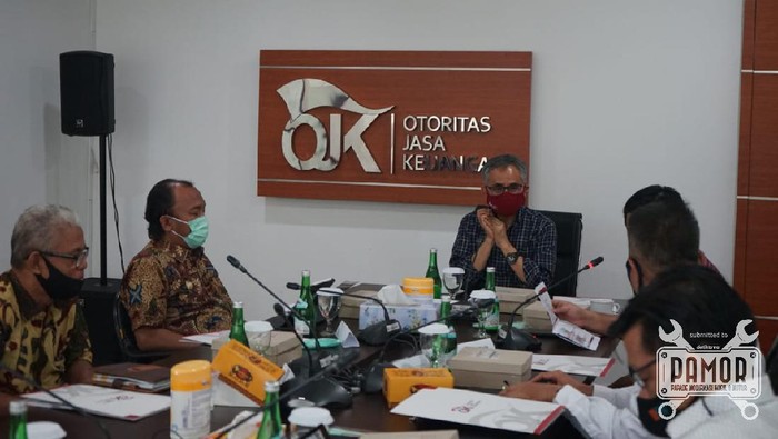Kunjungan Ketua Dewan Komisioner OJK Wimboh Santoso ke berbagai daerah.