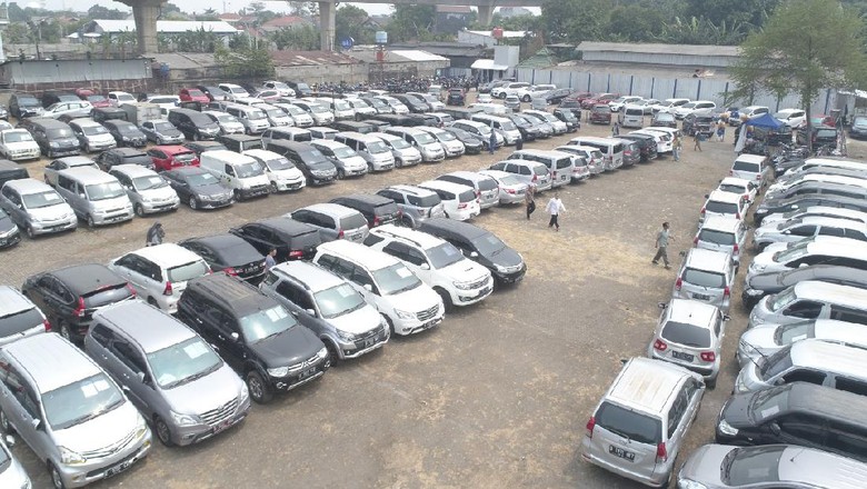 Lelang mobil bekas Lelang mobil bekas