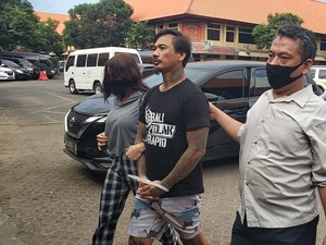 Nasib Jerinx di Balik Jeruji Gegara Emotikon Babi
