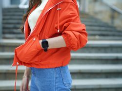 Unboxing Oppo Watch, Jam Tangan Pintar yang Menawan