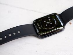 Unboxing Oppo Watch, Jam Tangan Pintar yang Menawan