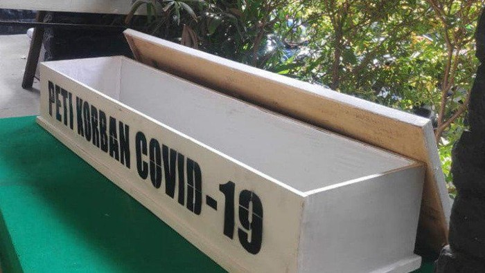 Peti Jenazah yang akan digunakan untuk sosialisasi bahaya COVID-19. (ANTARA/HO/Dokumentasi Kecamatan Senen)