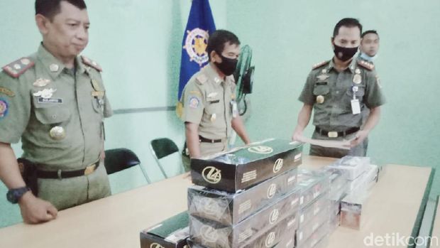Rokok ilegal bermerek lucu yang disita di area Klaten