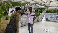 Destinasi wisata ini bernama SvargaBumi yang berada di Dusun Ngaran dan Gopalan, Desa Borobudur, Kecamatan Borobudur, Kabupaten Magelang, Jawa Tengah.   
