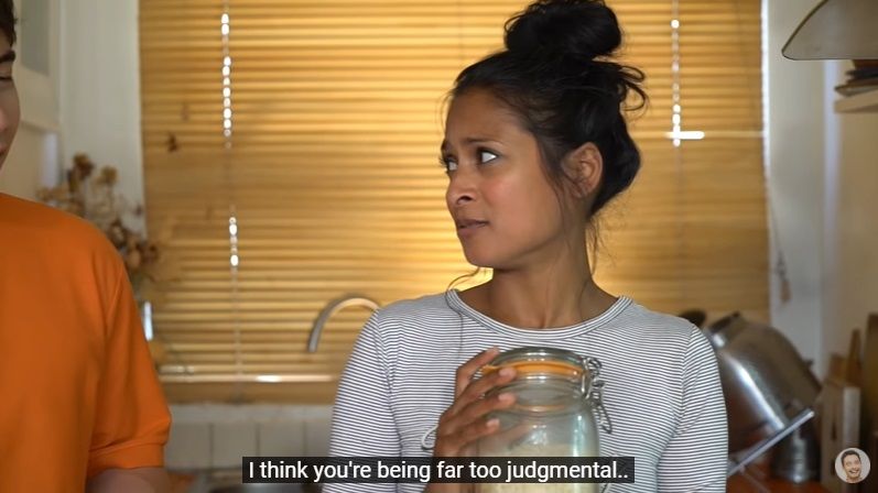 Momen Masak Chef 'BBC Food' dengan YouTuber yang Protes Caranya Masak Nasi