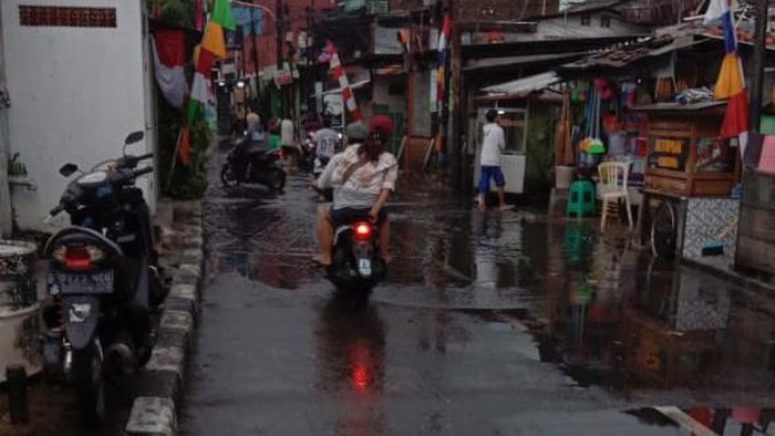 Banjir di Jalanan Bukit Duri, Tebet, Jaksel surut