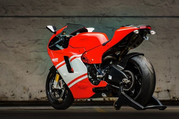 Ducati Desmosedici RR, replika motor Stoner
