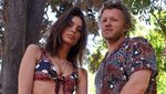 Emily Ratajkowski Jualan Baju Mirip Batik Seharga Rp 1,4 Juta