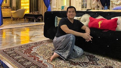 Intip Rumah Mewah Fitno Fabulous, Dulu Jualan di Pasar Kini Jadi Bos BTS