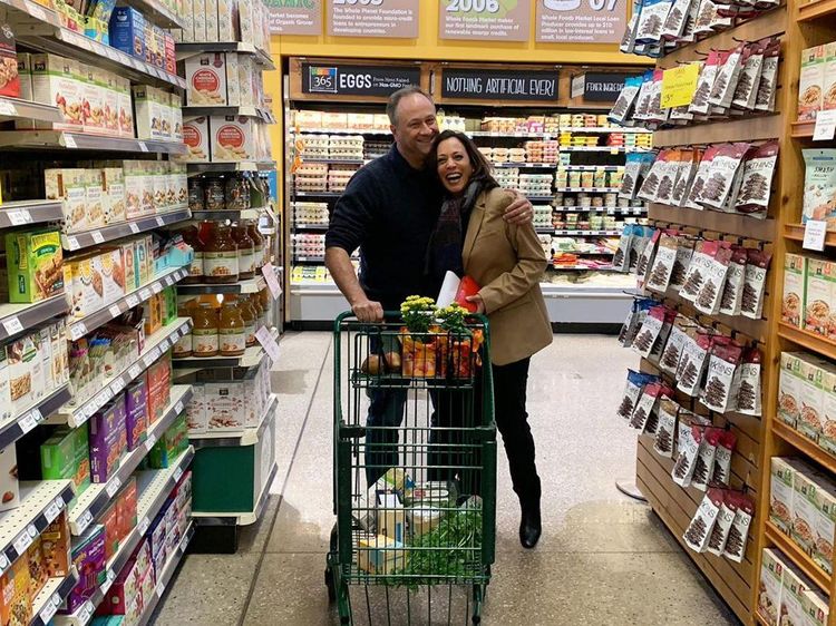 Kamala Harris, Cawapres Wanita AS yang Hobi Masak dan Kulineran