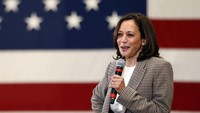 Di dunia politik Kamala bukanlah orang baru. Sebelum maju jadi cawapres AS, ia adalah senator yang mendapat julukan senat AS paling mengerikan dari Donald Trump. Foto: Instagram kamalaharris